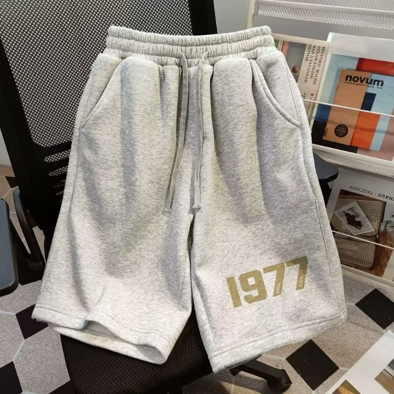 [M-8XL] Basit figürlü Amerikan - Fear Of God Essential incelemesi ve fiyatı
